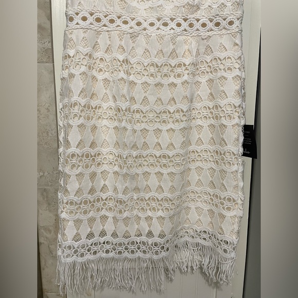 NWT Lulu’s White & Cream Crochet Sleeveless Dress, Size M, Bridal Shower Dress - Picture 10 of 11